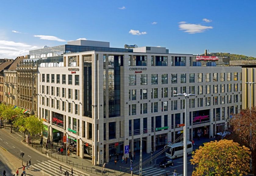 Image #1 - Courtyard by Marriott Budapest City Center - Budapest