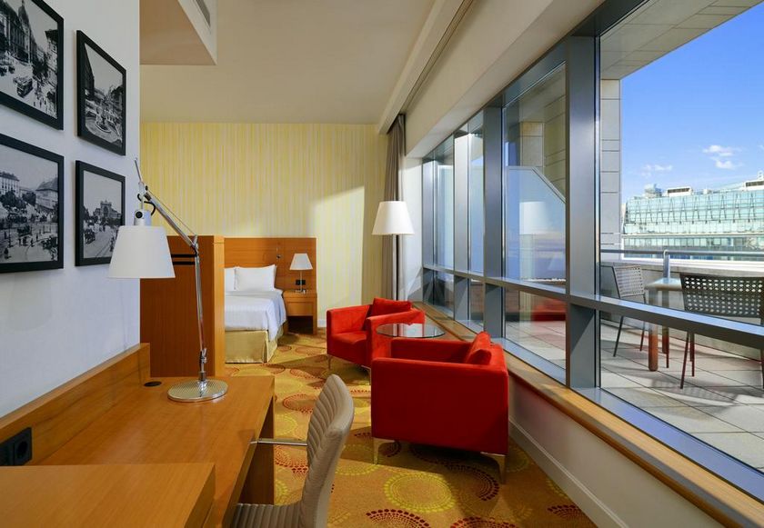 Image #2 - Courtyard by Marriott Budapest City Center - Budapest