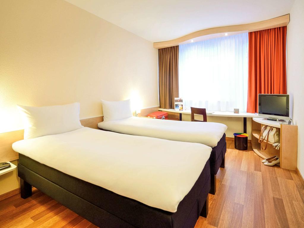 Image #3 - Ibis Budapest City Hotel - Budapest