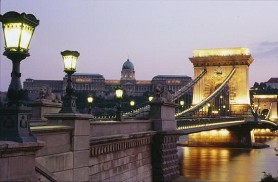 book budapest hotels